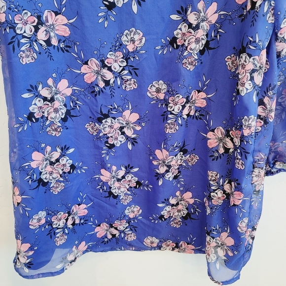 💕 Charlotte Russe Cobalt Blue Floral Shift Dress Women's Size Medium - Picture 10 of 13